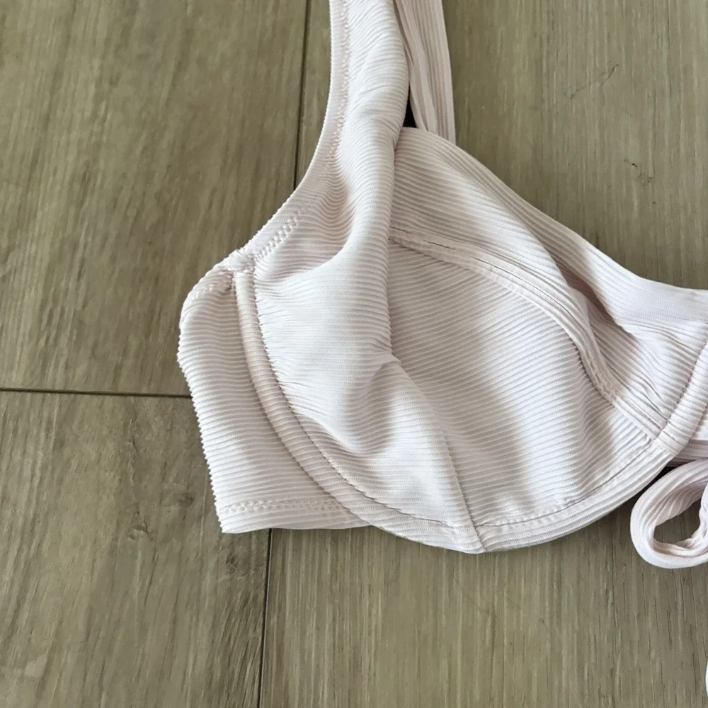 J. Crew Bikini Top 38D Baby Pink Ribbed Cross-Back Underwire BE810